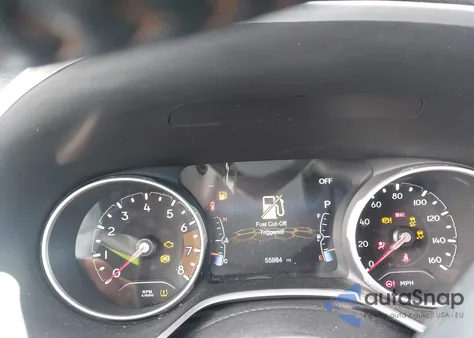 2021 Jeep Compass Limited 4X4 z USA, uszkodzony, nr VIN 3C4NJDCB2MT569349